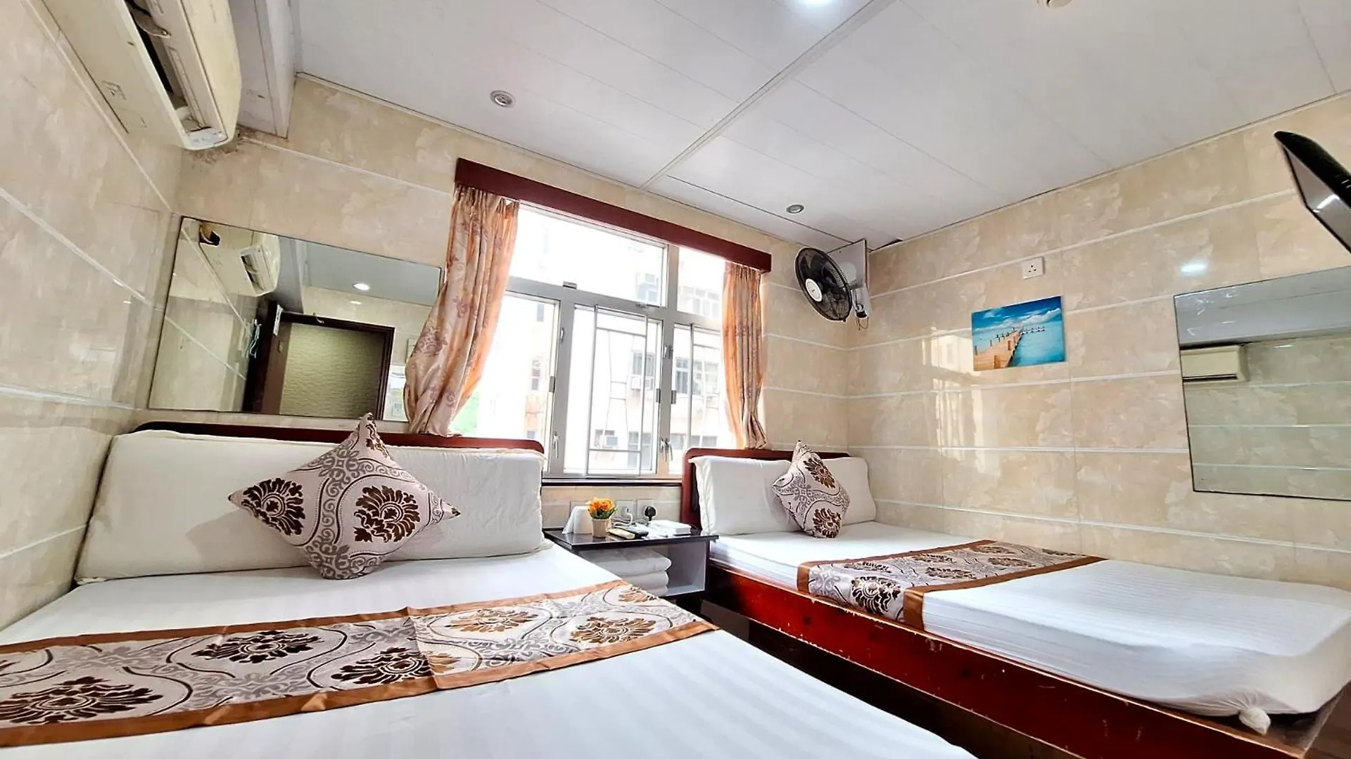 International Metro Guest House Hong Kong China
